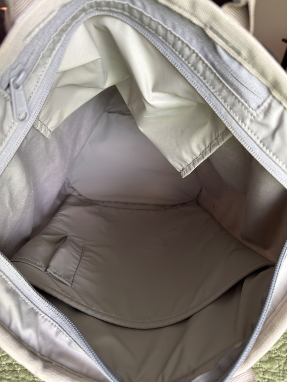 Fjallraven Vardag Totepack Fog Grey Convertible Backpack Tote Bag 27240 - Picture 10 of 10